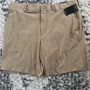 Callaway Men's Khaki Shorts size 38- new with tags